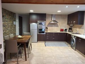 Kuchnia lub aneks kuchenny w obiekcie Apartamento AGRELO
