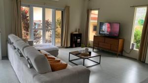 Gallery image of TLT Guesthouses - Dauin in Dauin