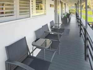 Balkón nebo terasa v ubytování Skyes Beach House - 2 Spas, Sauna, Arcade Games