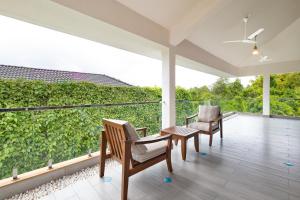 Gallery image of Melhor Stays Villa - L-M303 Luxury 3BHK villa with Private pool, Anjuna in Arpora