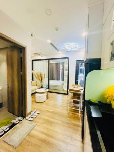 Χώρος καθιστικού στο Ben's Homestay Ecopark - Haven Park H2