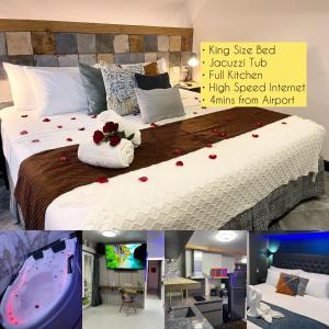Postel nebo postele na pokoji v ubytování CLOCKWORKORANGE Luxury Suites
