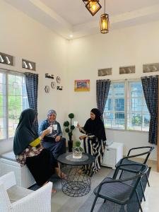 Επισκέπτες που μένουν στο Jeff Guesthouse