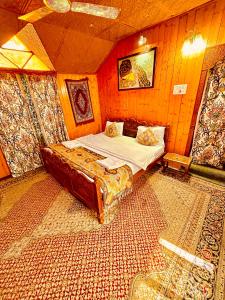 Gallery image of The Altaf Group Of Houseboats in Srinagar