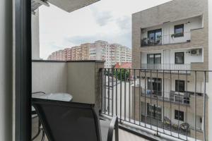 Μπαλκόνι ή βεράντα στο Ana - Cozy & Quiet Apt with Balcony & Garden View