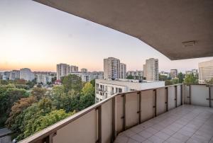 Balkón alebo terasa v ubytovaní Waw Mokotów pokoje Manhattan