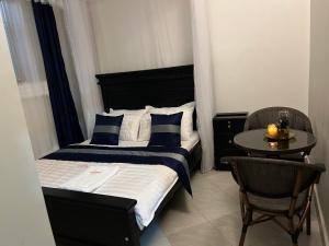 Gallery image of Kanye bridge hotel in Jinja
