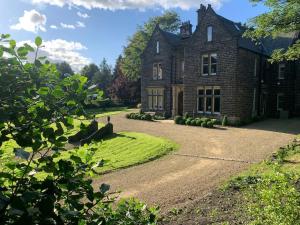 Zahrada ubytování Luxury Attic Studio, heart of Uppermill, Saddleworth
