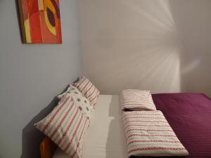 Posteľ alebo postele v izbe v ubytovaní Apartamenty Polna