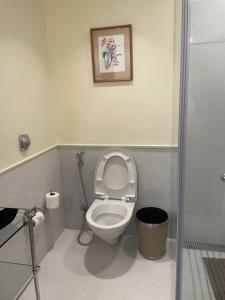 Bagno di ITC Maurya, a Luxury Collection Hotel, New Delhi