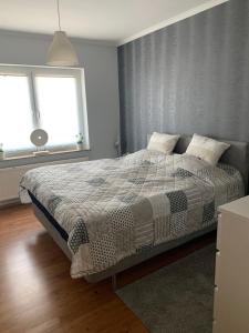 Postel nebo postele na pokoji v ubytování Zentral gelegene Remscheider Ferienwohnung