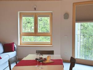 Posezení v ubytování Chalet immerso nel verde
