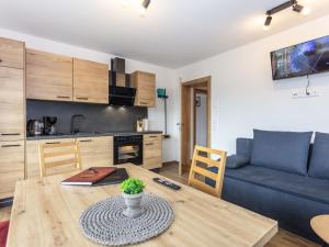 Η κουζίνα ή μικρή κουζίνα στο Apartment Seeblick by Interhome +34 φωτογραφίες