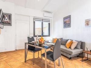 Posezení v ubytování Studio Galiote-30 by Interhome
