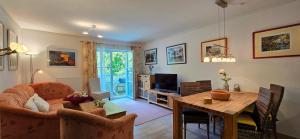 Posezení v ubytování Ferienwohnung LFR18 Brise