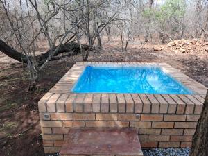 Bazén v ubytování Rhino Cottage nebo v jeho okolí