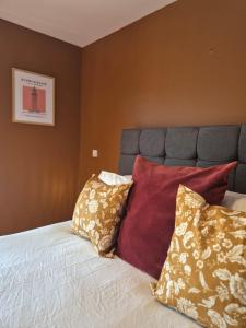 Postel nebo postele na pokoji v ubytování City Centre Apartment - Fantastic Location