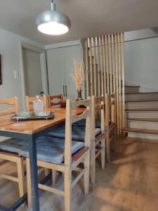 Φωτογραφία από το άλμπουμ του Traditional House L&A Korçë στην Κορυτσά