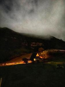 Foto sihtkohas La Calera asuva majutusasutuse Cabaña en La Calera Zihita galeriist