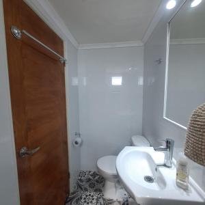 Um banheiro em Hostal Terraza Recreo