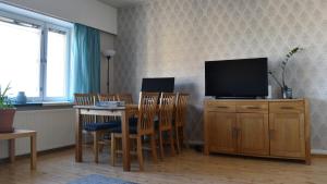 TV a/nebo společenská místnost v ubytování Kouvola Apartment
