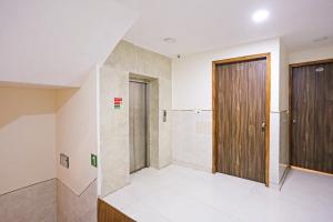 Koupelna v ubytování Hotel Happy Stay Delhi Airport + 25 fotografií