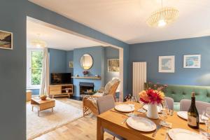 Et opholdsområde på Host & Stay - Clearmount Cottage