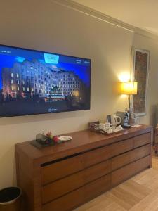 TV o dispositivi per l'intrattenimento presso ITC Maurya, a Luxury Collection Hotel, New Delhi