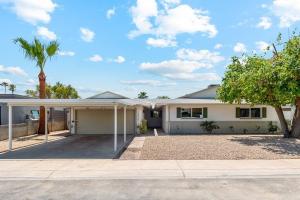 Το κτήριο όπου στεγάζεται  η παραθεριστική κατοικία