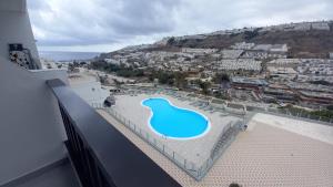 Nespecifikovaný výhled na hory nebo výhled na hory při pohledu z prázdninového domu