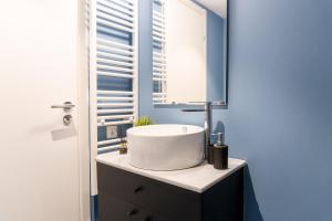 A bathroom at Syntagma Sweet House 2