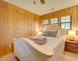 Ένα ή περισσότερα κρεβάτια σε δωμάτιο στο Smokey Vista Lodge