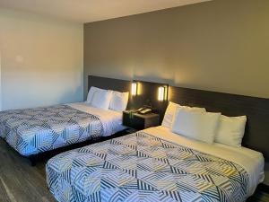 Postel nebo postele na pokoji v ubytování Motel 6 Portland OR Southeast