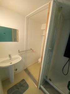 Ένα μπάνιο στο les moulins - studio 7