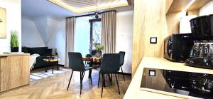 Kuchyňa alebo kuchynka v ubytovaní VIP Apartamenty VILLA GORSKI SEN