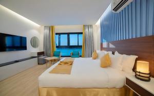 Gallery image of Celestial Shores at La Fontaine in Durat  Alarous