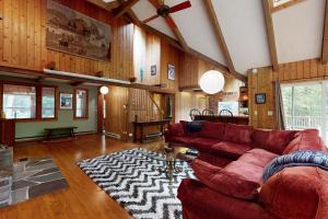 Gallery image of Secluded Mountain House in Forest Farms