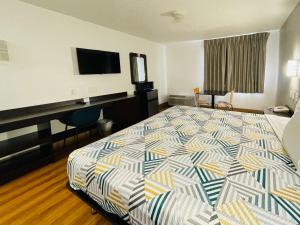 Postel nebo postele na pokoji v ubytování Motel 6-Duncanville, TX - Dallas