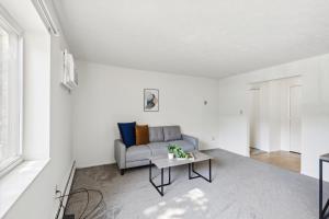 Χώρος καθιστικού στο Midtown 3229i Cozy & Comfy I Free Parking +15 φωτογραφίες