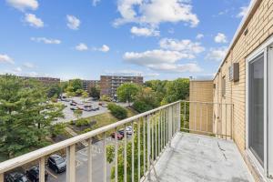 Μπαλκόνι ή βεράντα στο Midtown 3603 I Cozy & Comfy I Free Parking