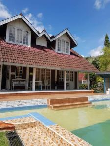Πισίνα στο ή κοντά στο SIBA LODGE GUESTHOUSe