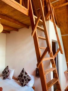 Letto o letti in una camera di Angry Birds Tree house