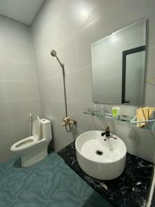 Koupelna v ubytování Maria Hotel