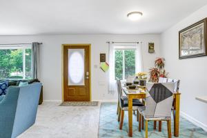 Gallery image of 8 Mi to Downtown Denver WFH-Friendly Aurora Home! in Aurora