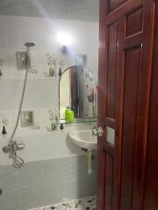 Koupelna v ubytování Nam Anh 3 Hotel