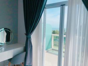Photo de la galerie de l'établissement Căn hộ Ocean Vista 1br Sea view - Sea Home O867,7O7,123, à Ấp Phú Tịnh (2)