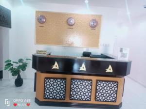 Kuchyň nebo kuchyňský kout v ubytování ANTIKA HOTEL / انتيكا للشقق الفندقيه