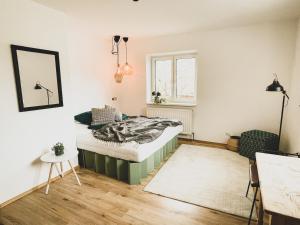 Postel nebo postele na pokoji v ubytování Cuckoos' Nest