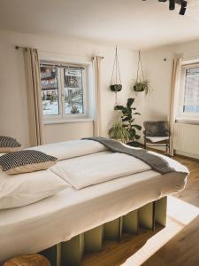 Postel nebo postele na pokoji v ubytování Cuckoos' Nest