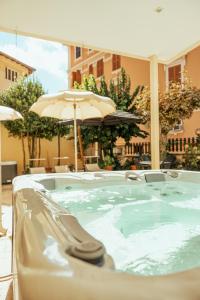 Piscina di Hotel Belsito Wellness & Spa o nelle vicinanze